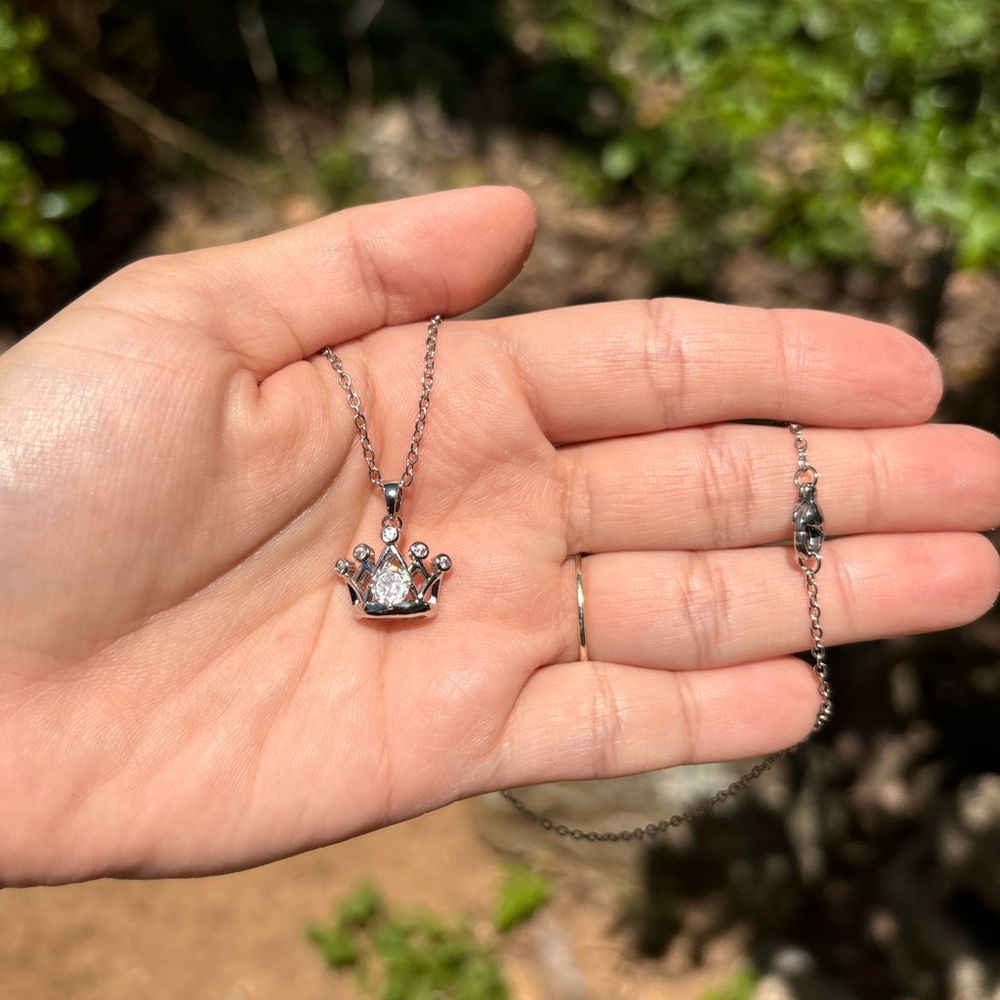 18K White Gold Plated Diamond Crown Necklace